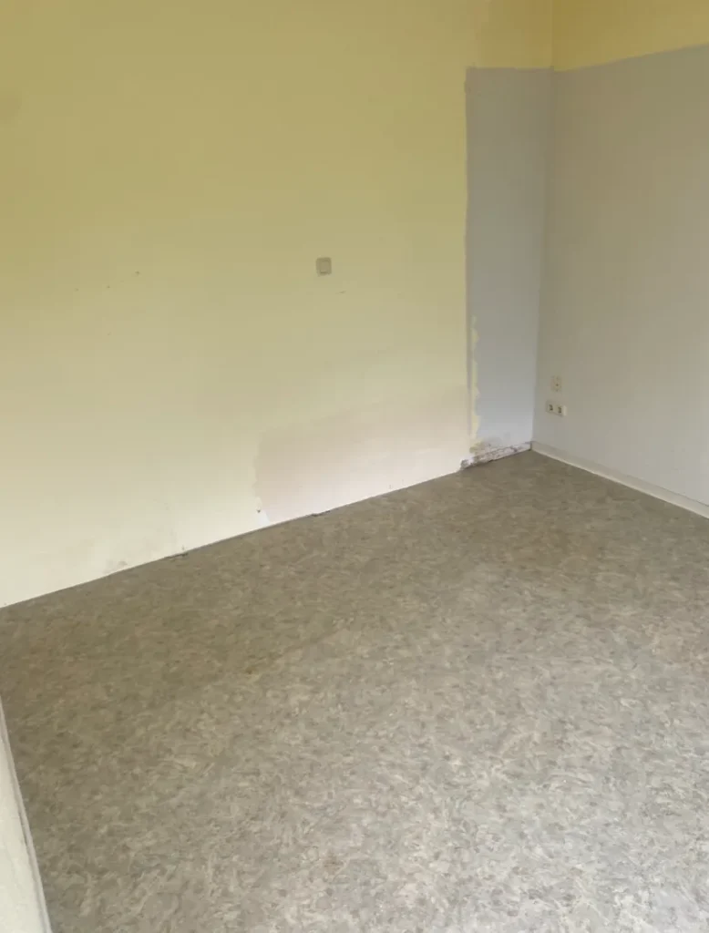 clear room